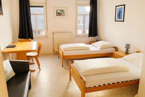 City Twin Room | Free WiFi - Hotel Kremer  (Buechenbeuren)