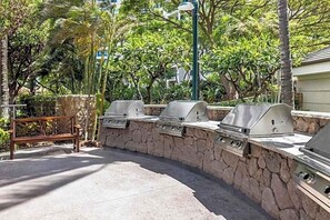 Terrace/patio - Marriott Ko Olina Beach, Hawaii; 2 bedrooms; living room, kitchen, Golf/Beach (Kapolei)