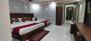 مساحة عمل للكمبيوتر المحمول وواي فاي مجانًا