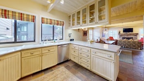 Fridge, microwave, oven, stovetop - New Unit! Creekside Condo 1289 - Close to Resort Shops and Restaurants (Sun Valley)