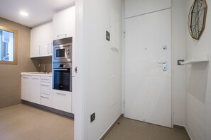 Fridge, microwave, oven, dishwasher - Intempo by Holuxe - 015 - 1st floor (Benidorm)