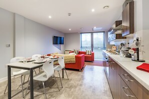 Eenpersoonskamer, niet-roken | Gemeenschappelijke keuken