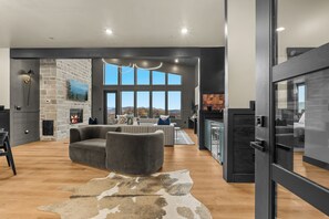 Smart-TV, Kamin