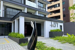 Bagian depan properti