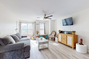 House (2 Bedrooms) | Front of property - 2BR Condo Steps to the Beach & Blvd-dog-friendly (San Diego)