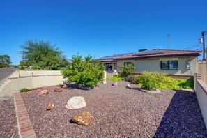 Apartment (0 Bedroom) | Interior - Phoenix Studio Near I-17 Access, 8 Mi to Dtwn! (Phoenix)