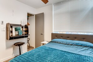 Apartment (6 Bedrooms) | Interior - Walk to Seattle University: Centrally Located Gem (Seattle)