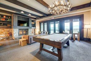 Apartment (0 Bedroom) | Interior - Trail Access + Resort Perks: Cle Elum Getaway! (Cle Elum)