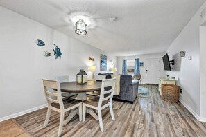 Apartment (2 Bedrooms) | Interior - 2 BR Condo w/ Shared Pool & Beach Access (Fort Walton Beach)
