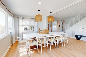 House (5 Bedrooms) | Interior - 5BR Beachfront Home w/ Large Deck, Grill, W & D (Milford)