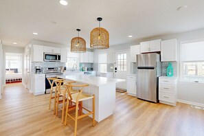 House (5 Bedrooms) | Interior - 5BR Beachfront Home w/ Large Deck, Grill, W & D (Milford)