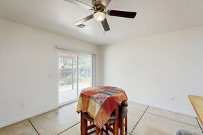 Casa (3 Bedrooms) | Parte interna