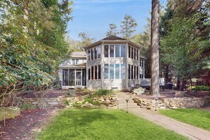 House (3 Bedrooms) | Interior - 3 BR Lakefront House w/ Private Beach & Dock (Albrightsville)