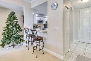 Interior - Resort Living! Ponce Inlet Condo Near Beach! (Ponce Inlet)