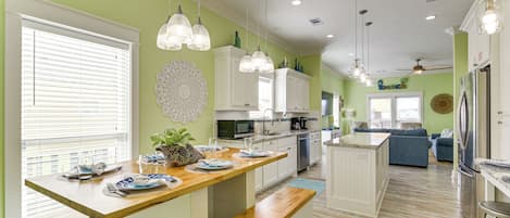 House (3 Bedrooms) | Interior