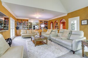 House (4 Bedrooms) | Interior - 3 Mi to Roswell Riverwalk: Spacious Getaway! (Roswell)