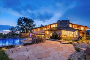 Interior - 4 BR Home w/ Pool, Hot Tub, Fireplaces, Grills (Arroyo Seco)