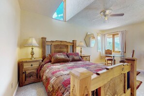 Interior - 4 BR Home w/ Pool, Hot Tub, Fireplaces, Grills (Arroyo Seco)