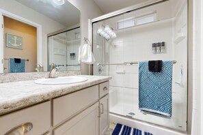 Nhà (3 Bedrooms) | Nội thất