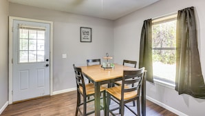 Hus (3 Bedrooms) | Innvendig