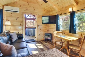 House (1 Bedroom) | Interior