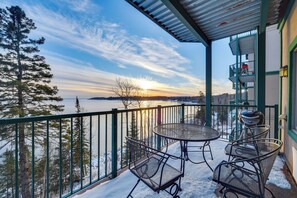 Apartment (2 Bedrooms) | Front of property - Pool Access: North Shore Gem Near Beaches & Trails (Two Harbors)
