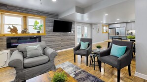 Rumah (6 Bedrooms) | Interior