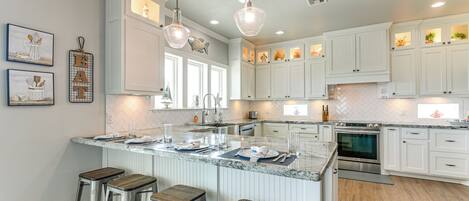 House (4 Bedrooms) | Interior