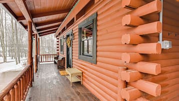 House (1 Bedroom) | Interior