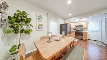 Nhà (3 Bedrooms) | Nội thất