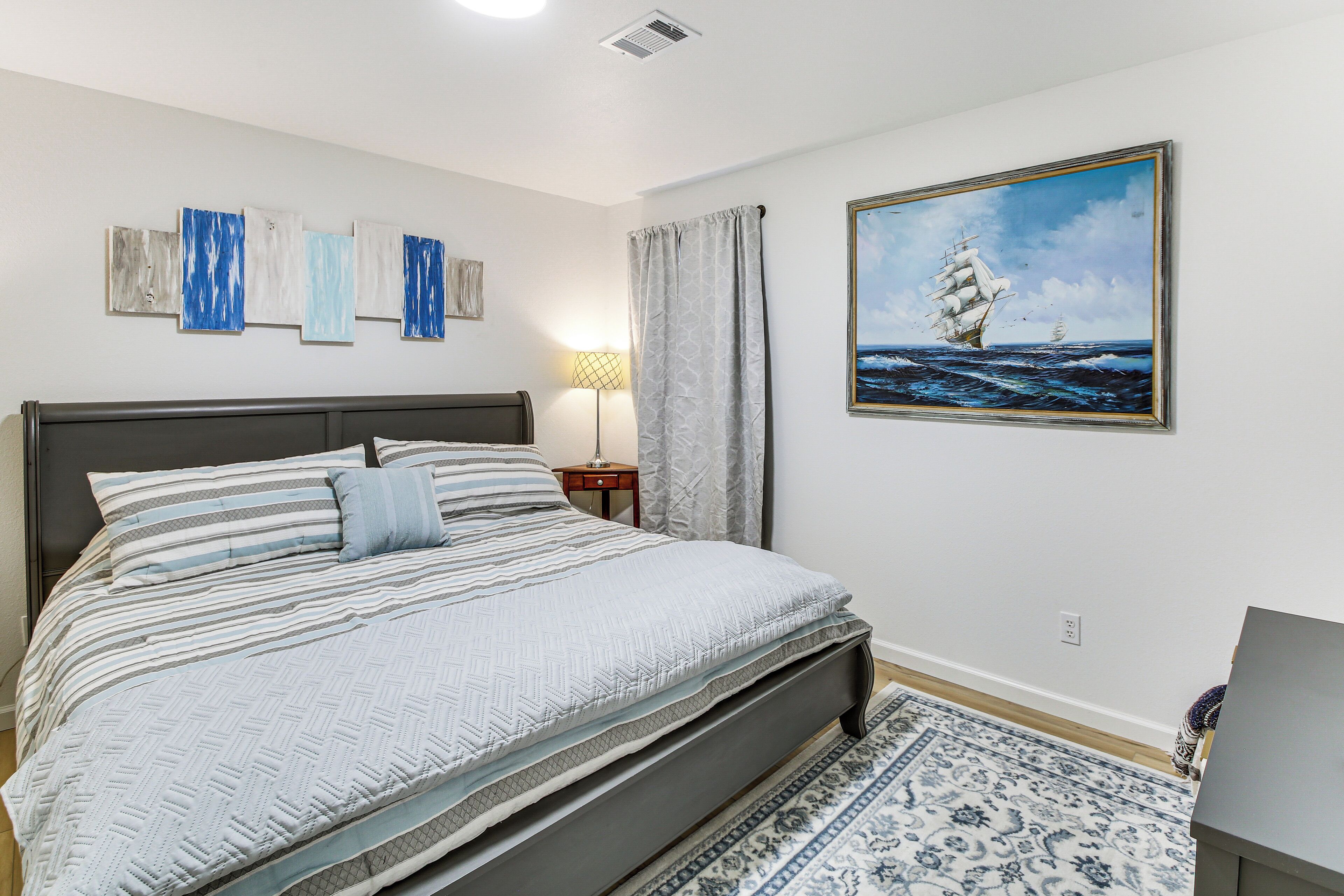 House (3 Bedrooms) | Interior