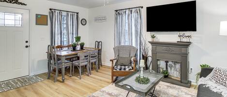House (3 Bedrooms) | Front of property