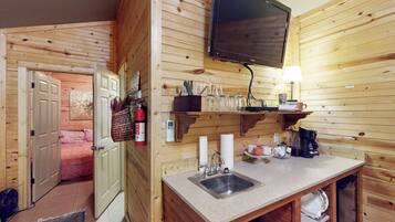 House (1 Bedroom) | Interior