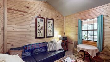 House (1 Bedroom) | Interior