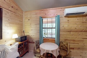 House (1 Bedroom) | Interior