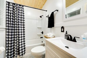 House (2 Bedrooms) | Interior - Quiet Family Cabin in Balsam: Hike, Ski, Explore (Balsam)