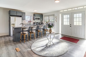 Interior - Mountain Golf Family Home w/ Deck in Spruce Pine (Spruce Pine)