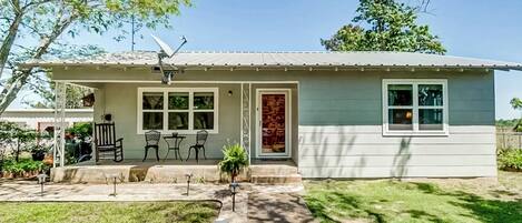 House (2 Bedrooms) | Front of property