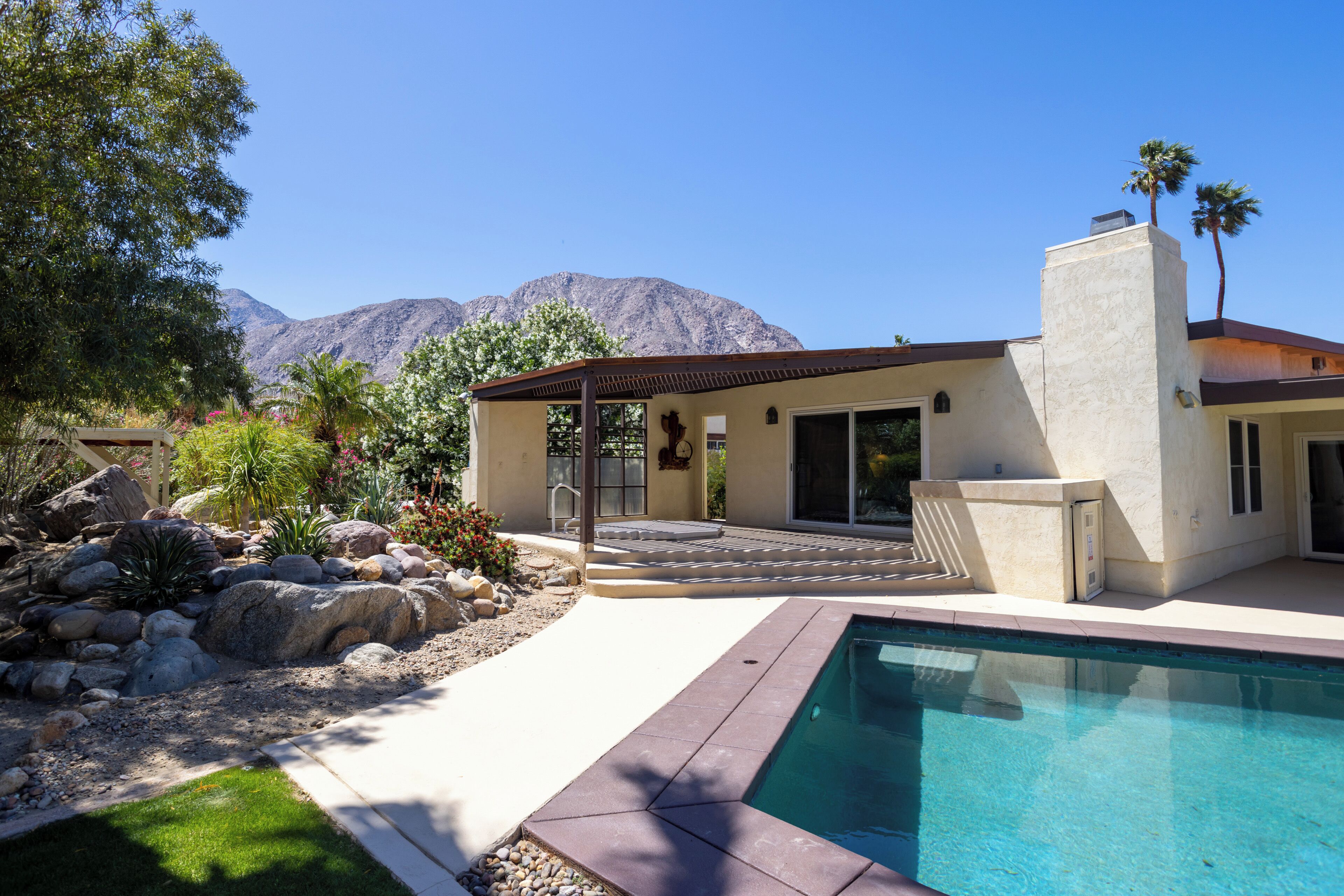 Rumah (4 Bedrooms) | Interior