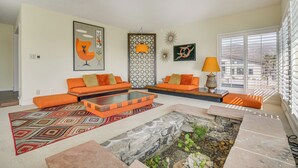 Unclassified image, 5 of 35, button - Stunning MCM Escape w/ Mtn Views in San Bernardino (San Bernardino)