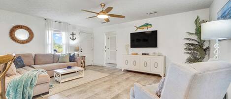 House (3 Bedrooms) | Front of property