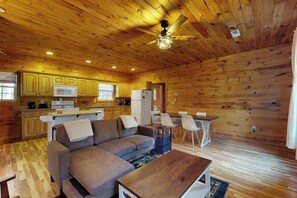 Maison (2 Bedrooms) | Intérieur