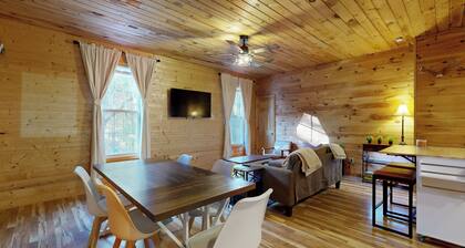 Near Lake! Tennessee Family Getaway w/ Game Room