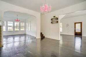 House (3 Bedrooms) | Interior - 2 Mi to Gator Chateau: Vibrant Home w/ Balcony (Jennings)