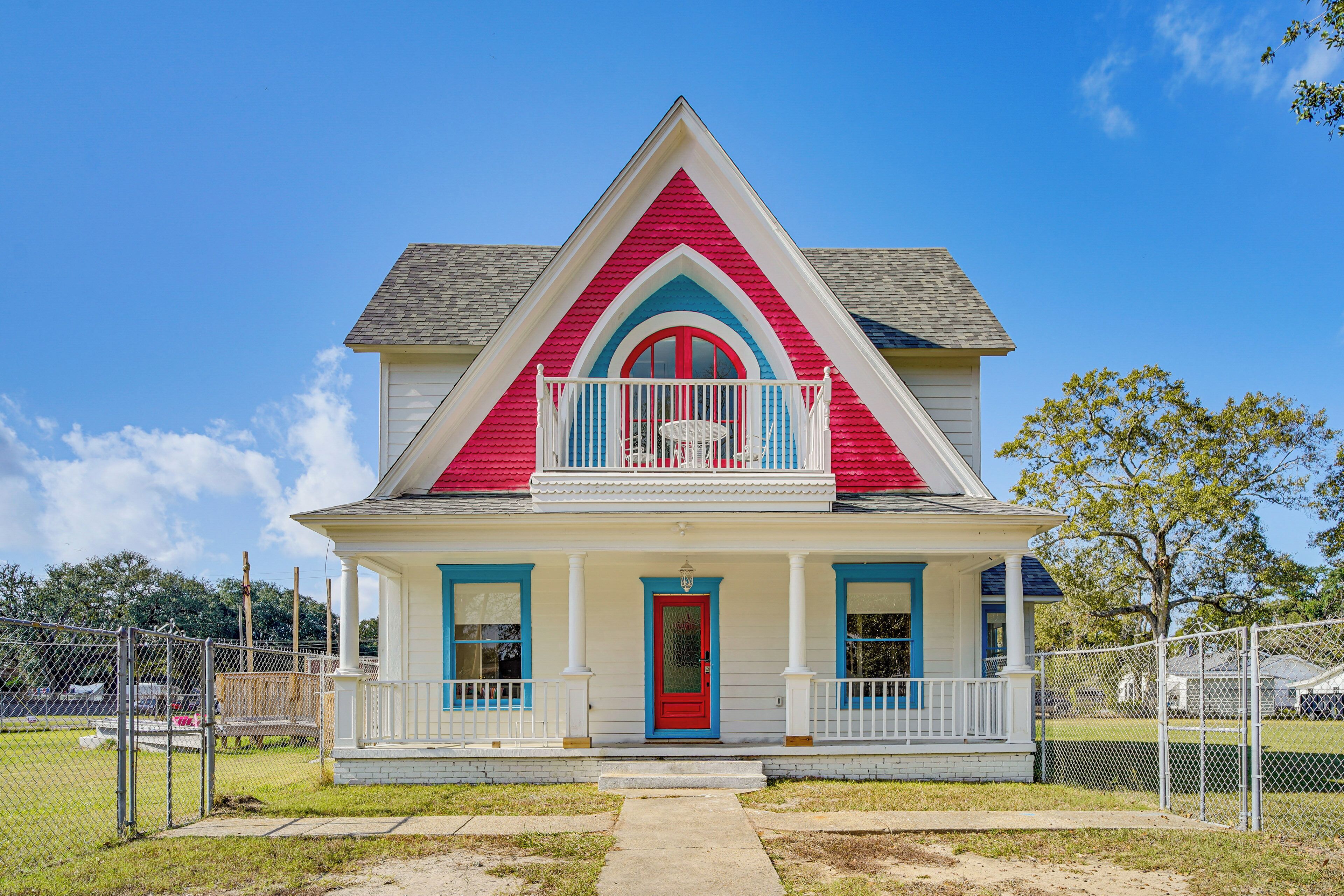 House (3 Bedrooms) | Front of property