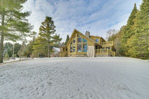 House (4 Bedrooms) | Interior - On-site Trails & Private Beach! Lake Huron Retreat (Harrisville)