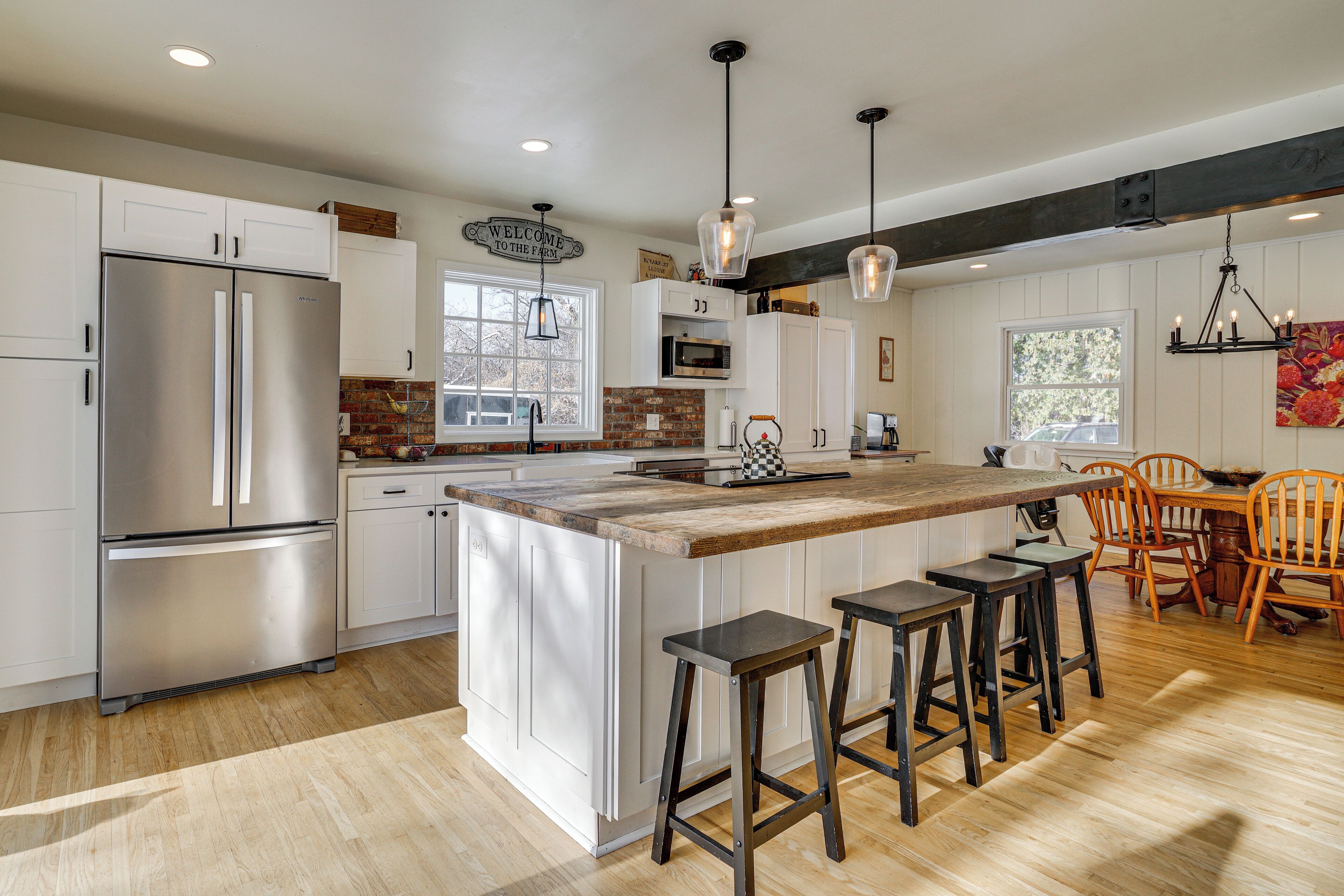 House (3 Bedrooms) | Interior