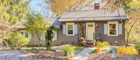 House (3 Bedrooms) | Front of property