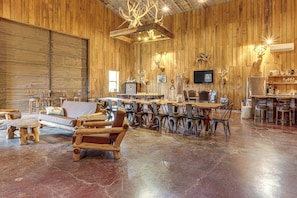 Rumah (Multiple Bedrooms) | Interior