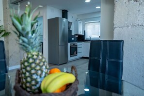 Fridge, microwave, oven, dishwasher - Apartamento Premium Ubicación Perfecta (Santander)